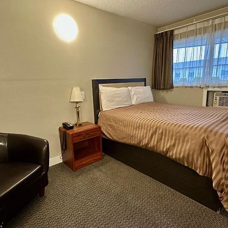 Valemount Vacation Inn Extérieur photo