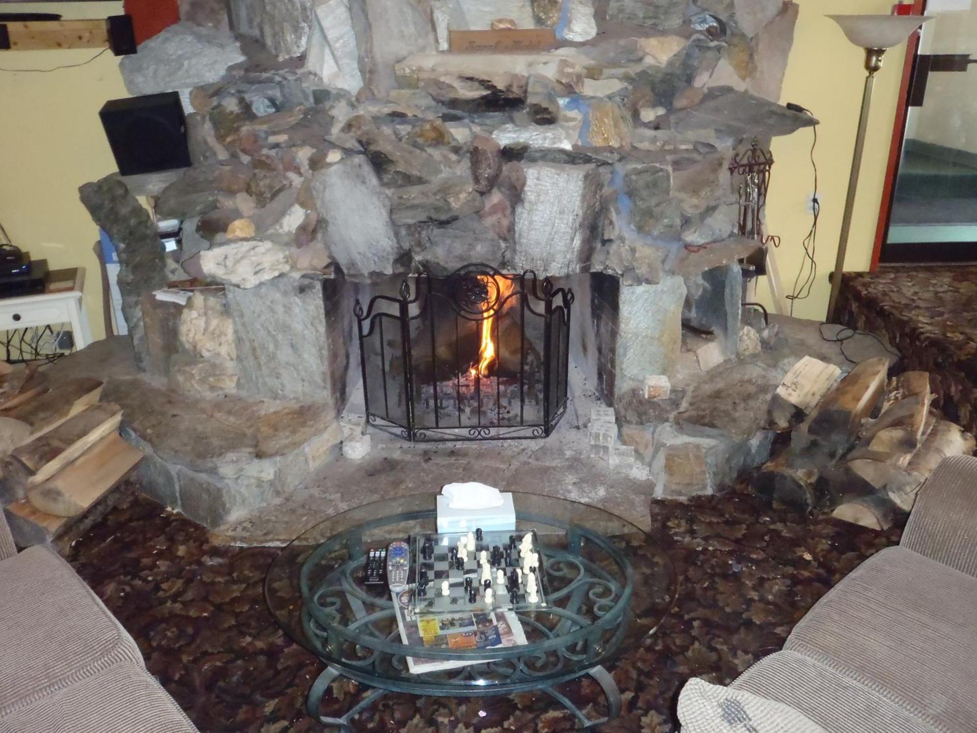 Valemount Vacation Inn Extérieur photo