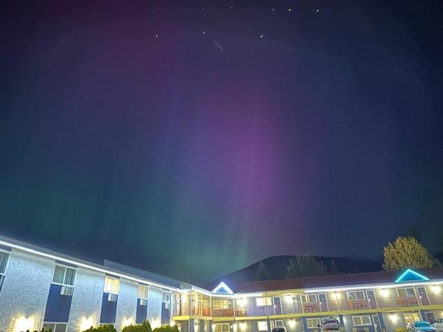 Valemount Vacation Inn Extérieur photo