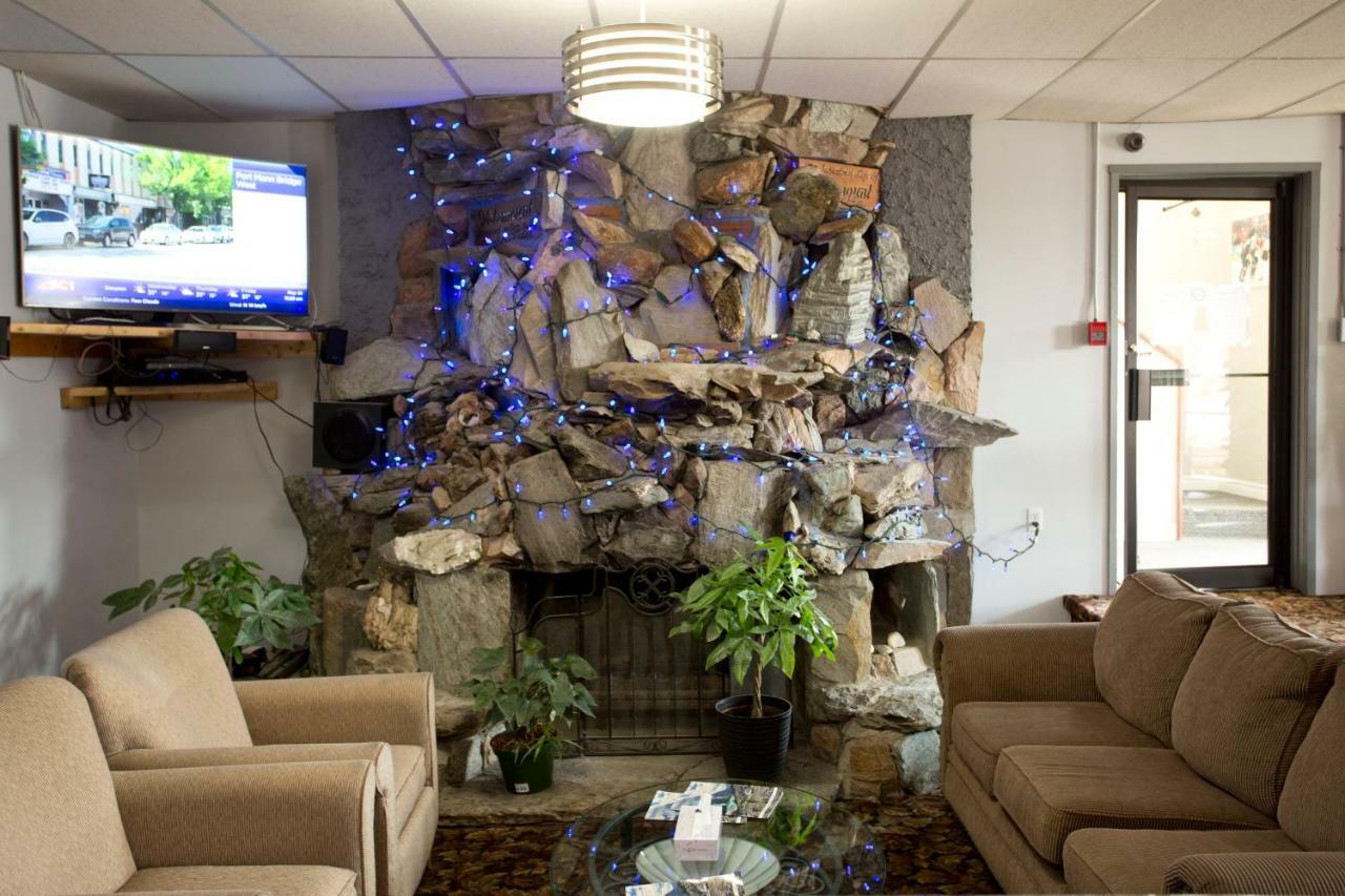 Valemount Vacation Inn Extérieur photo
