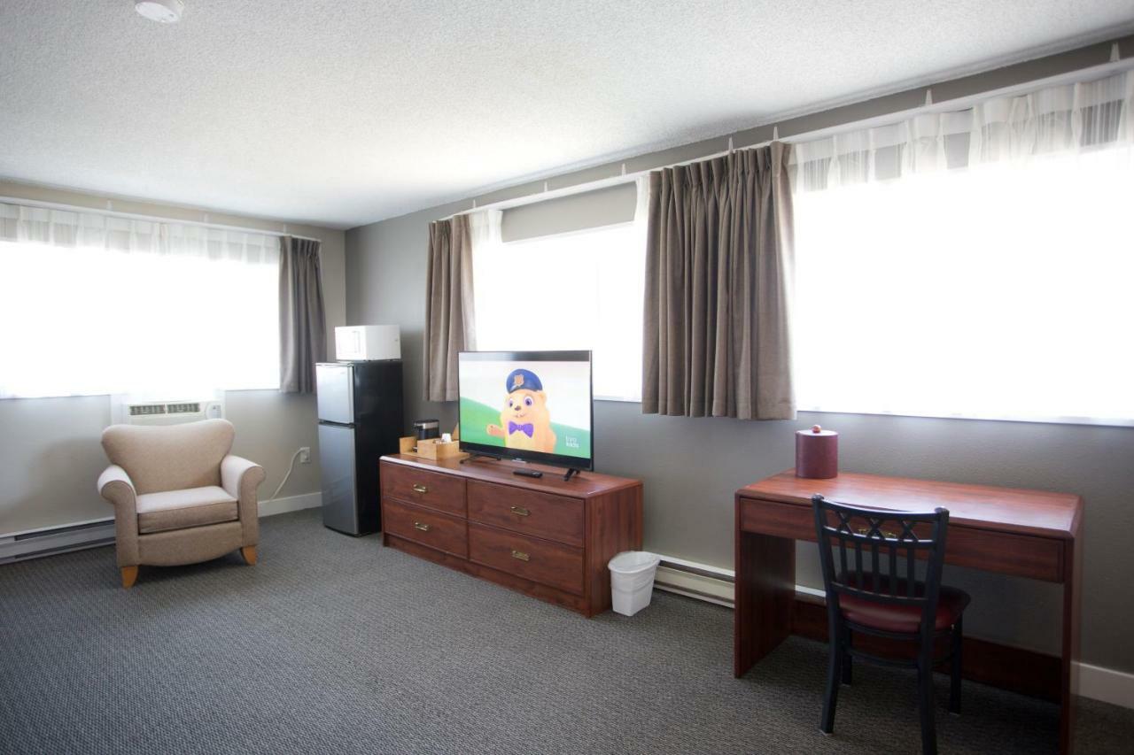 Valemount Vacation Inn Extérieur photo